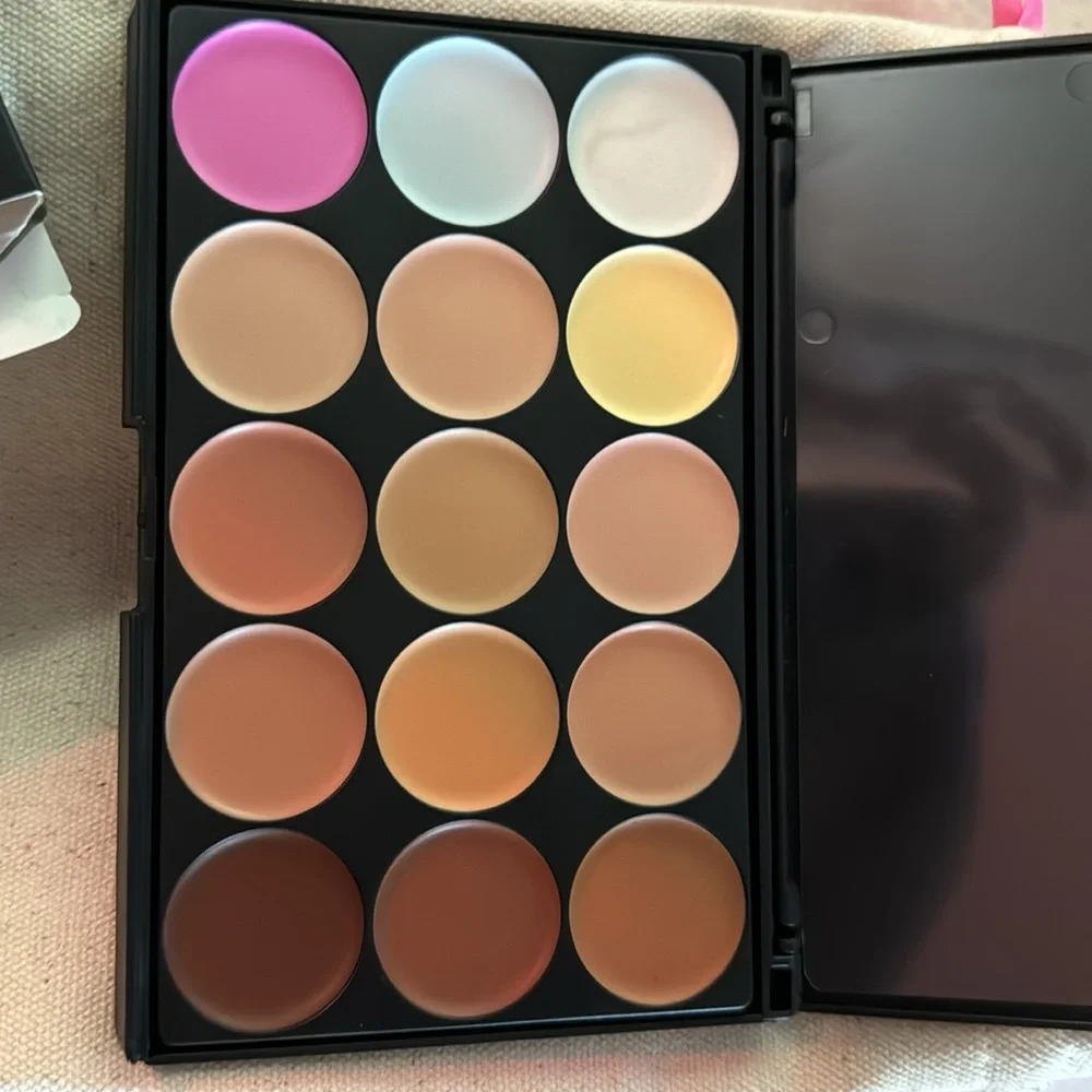 Popfeel Cosmetics Bundle‎ All New Sealed 12 Items with Blender Sponge and Bag.